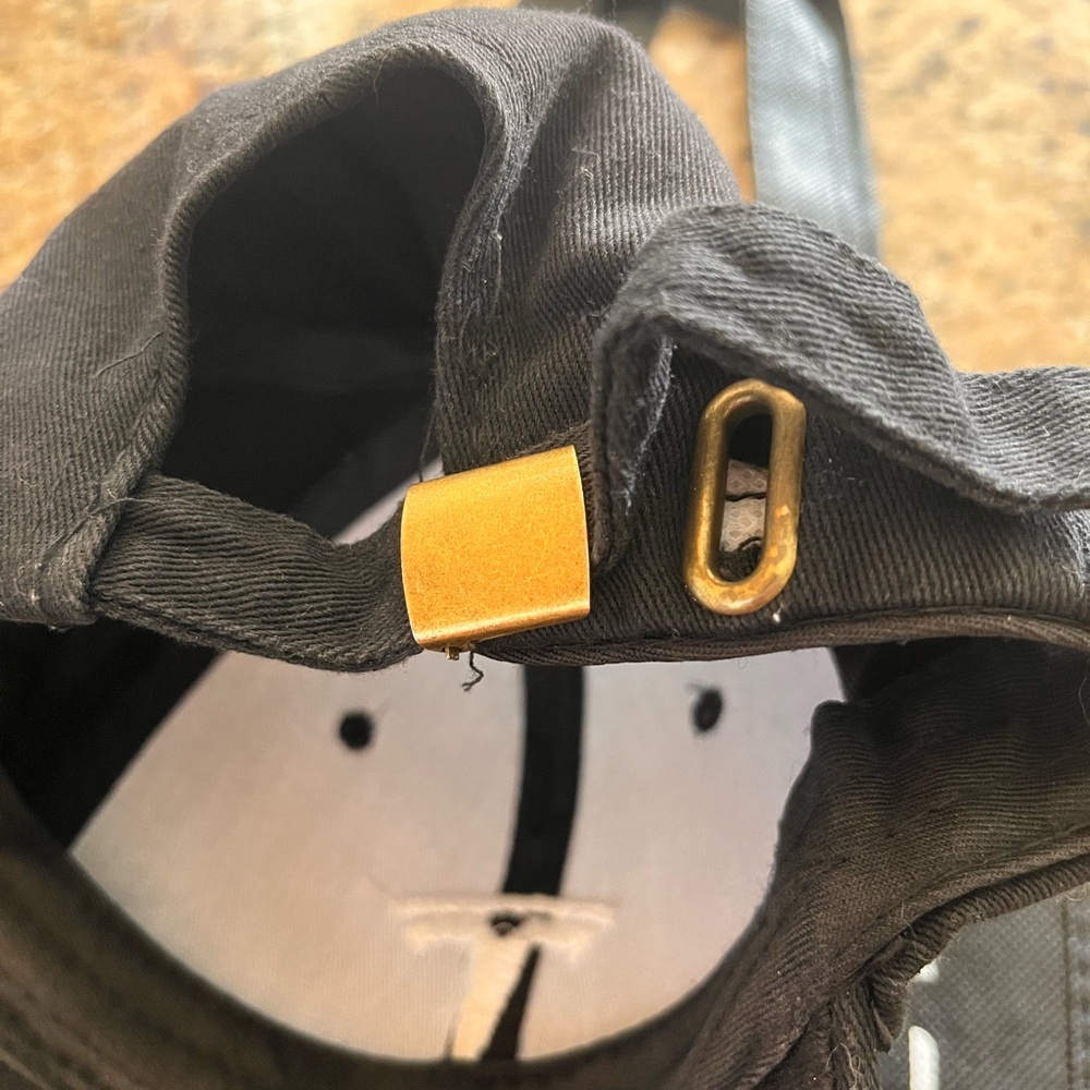 Tesla ball cap - Picture 4 of 5